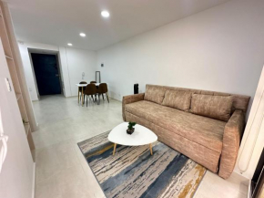 Hito 101 Amplio Apartaestudio en Av 19 norte con balcon